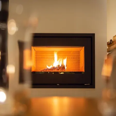 Premium Reetdachvilla Mit 3 Schlafzimmern, Sauna Und Kamin E09 Dranske