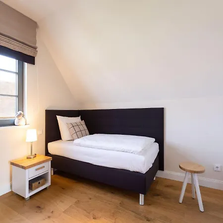 Feriehus Premium Reetdachvilla Mit 3 Schlafzimmern, Sauna Und Kamin E09 *
